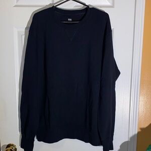 Uniqlo Men's Black Crewneck Sweater